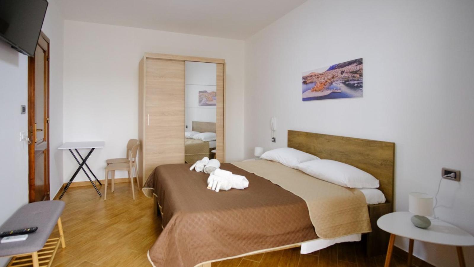 Sofia Rooms Castellammare del Golfo Buitenkant foto