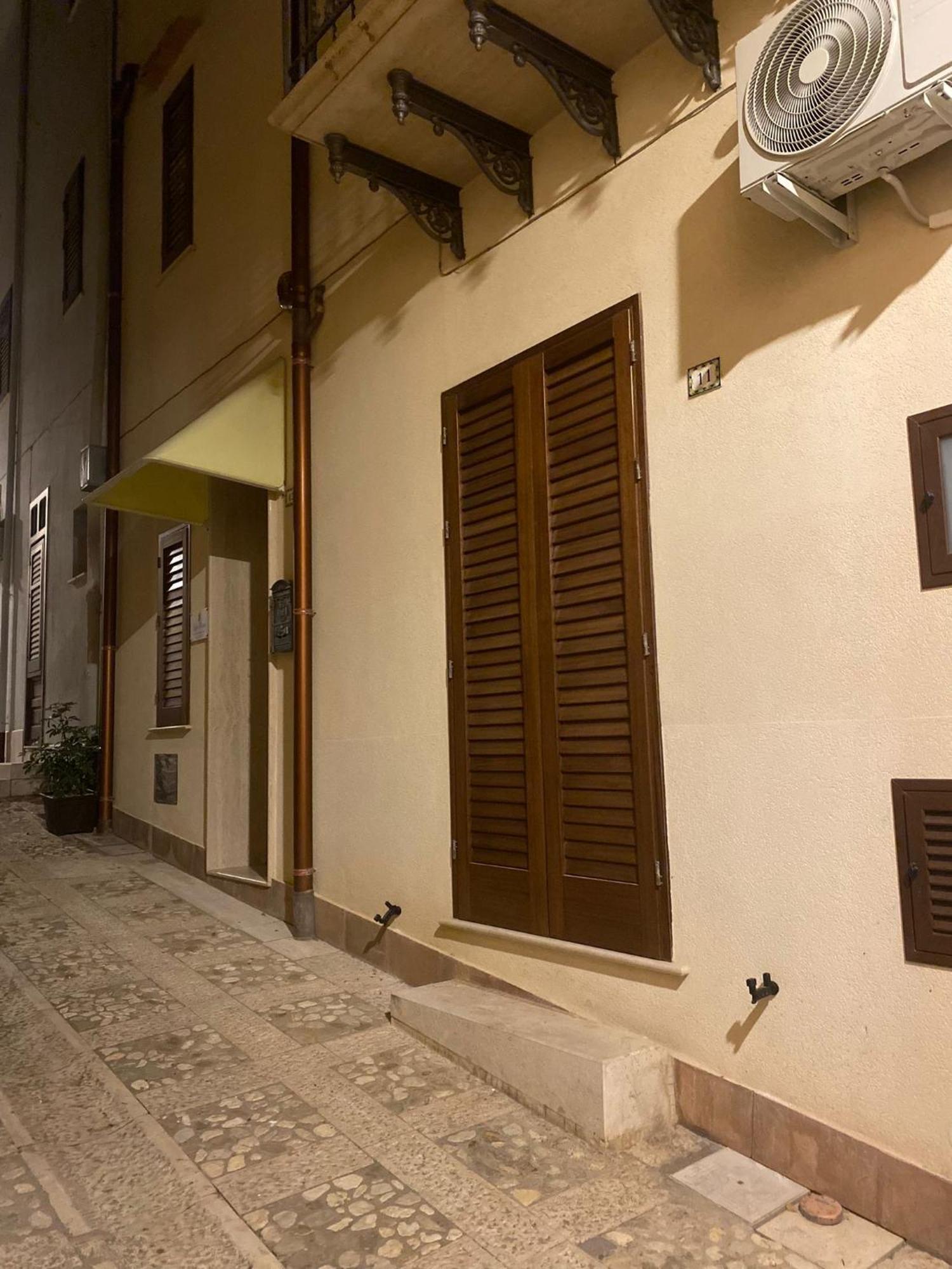 Sofia Rooms Castellammare del Golfo Buitenkant foto